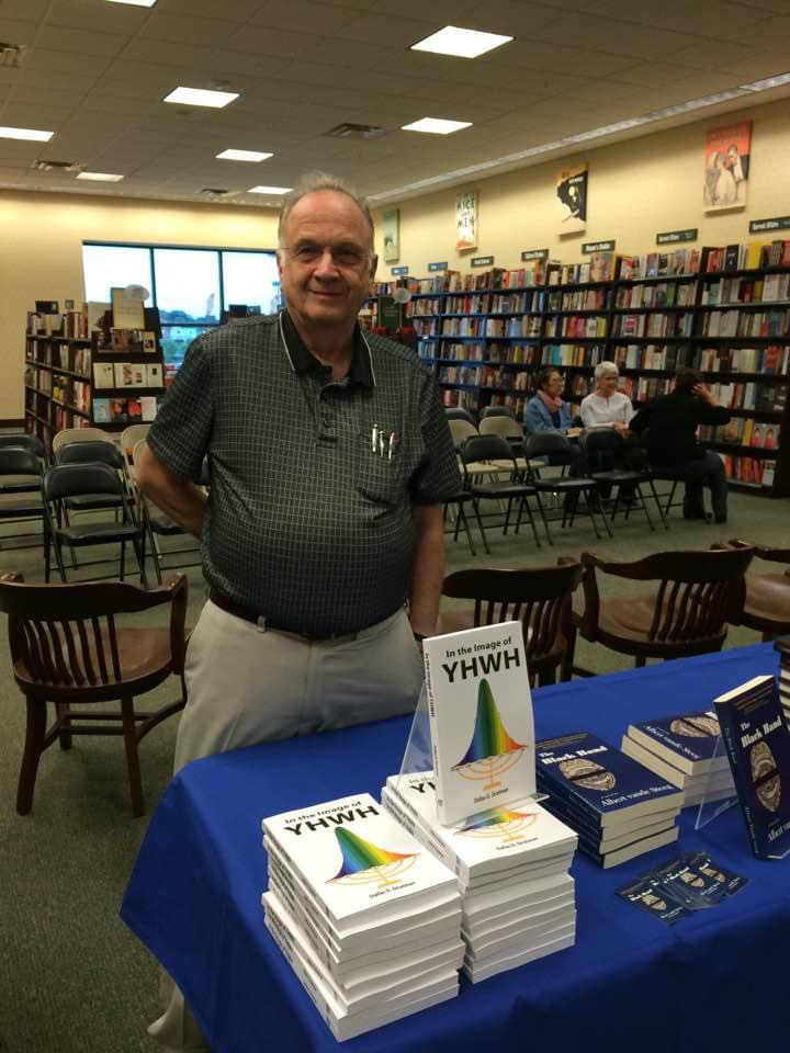 Dallas Stratman at Barnes and Noble
